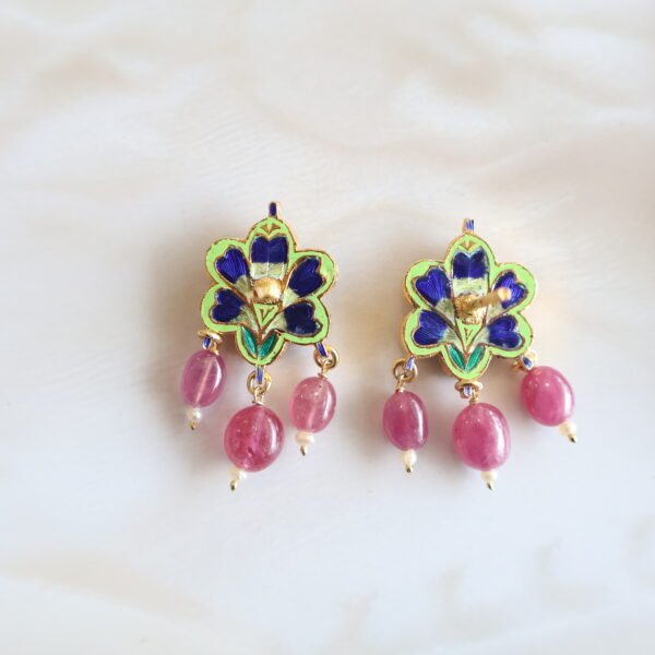 Set - Image 4